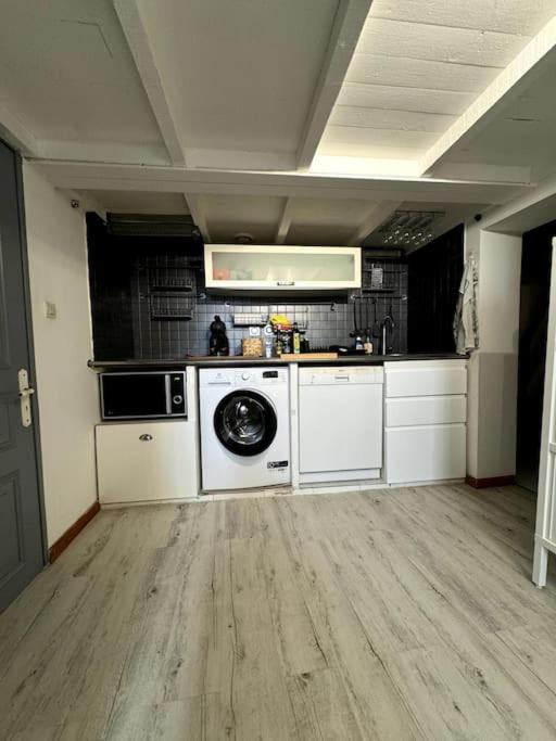 Au Coeur Du Centre-ville Apartment *